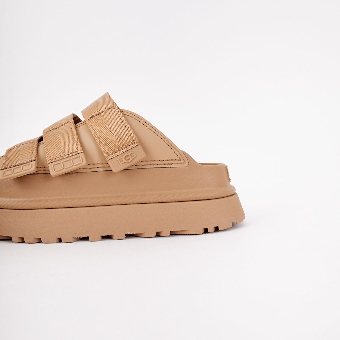 UGG [アグ] GOLDENGLOW SLIDE [1167430] DARK SAND