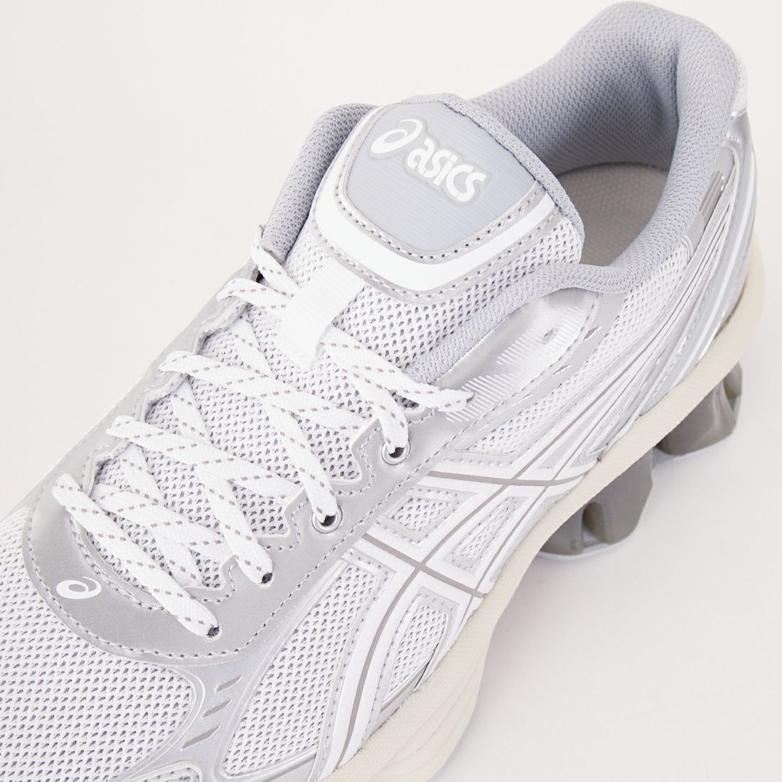 ASICS [アシックス] スニーカー [GEL-KINETIC-FLUENT] 101