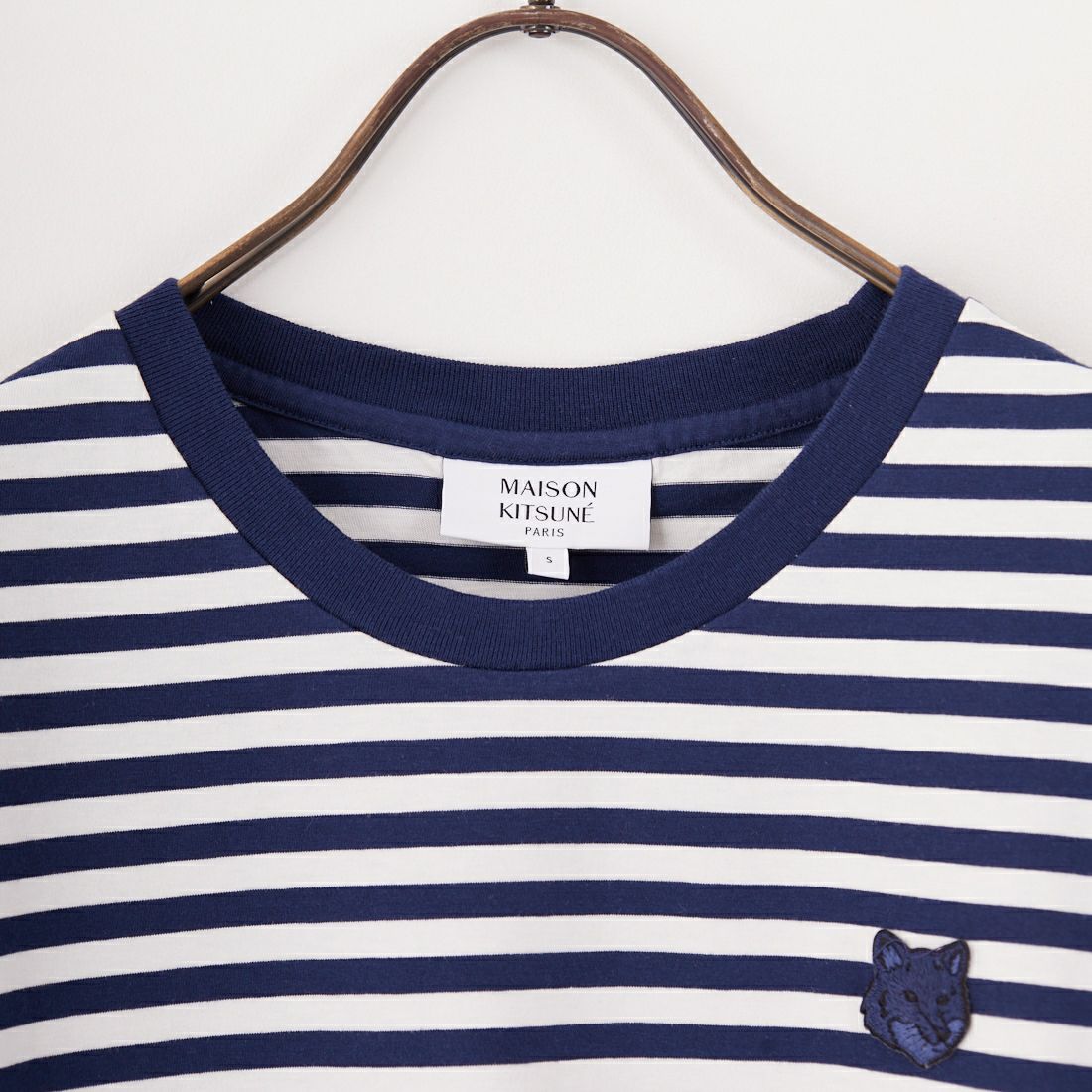 MAISON KITSUNE [メゾン キツネ] ボールド フォックスヘッドパッチ マルチストライプベビーTシャツ [OW00110KJ0008] 0243 NVY/M