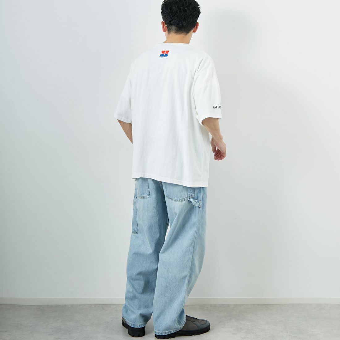 HONDA × JEANSFACTORY [ホンダ × ジーンズファクトリー] レーシングTシャツ [JFC-252-054] WHITE &&モデル身長：168cm 着用サイズ：M&&
