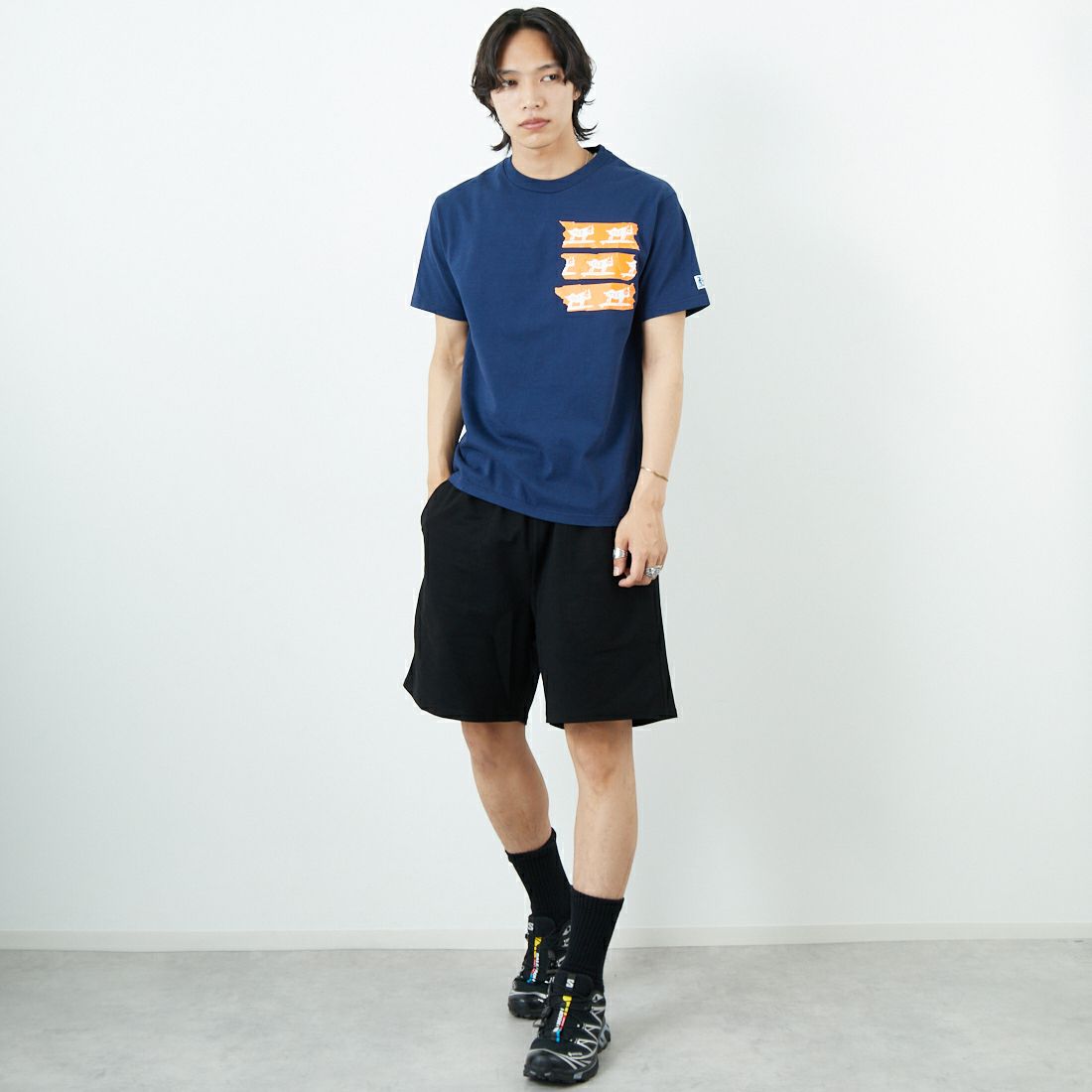 The Endless Summer [エンドレスサマー] TES BUHIテーププリントTシャツ [FT-25574311] 60 NAVY &&モデル身長：179cm 着用サイズ：M&&