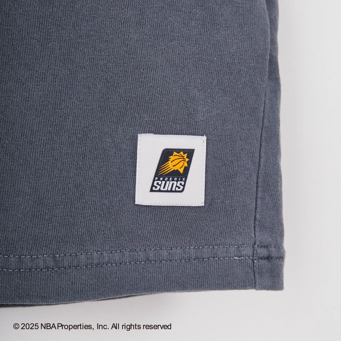 OFF THE COURT BY NBA [オフ ザ コート バイ エヌビーエー] 別注 プリントTシャツ [F-25SS-001-JF] SUNS BLK