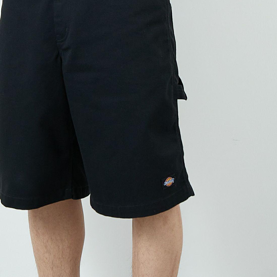 SEDAN ALL-PURPOSE [セダン オールパーパス] Dickies カーペンターワイドショーツ [SD25S-PT09] BLACK &&モデル身長：179cm 着用サイズ：L&&