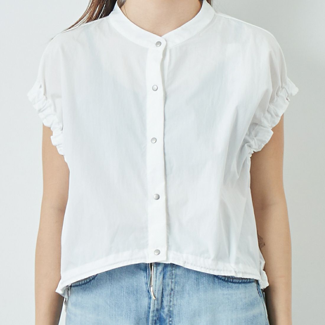 DIGNITE COLLIER [ディニテコリエ] ショートスナップブラウス [80255250] 031 ｵﾌﾎﾜｲﾄ &&モデル身長：167cm 着用サイズ：F&&