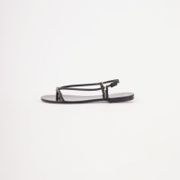01 BLACK