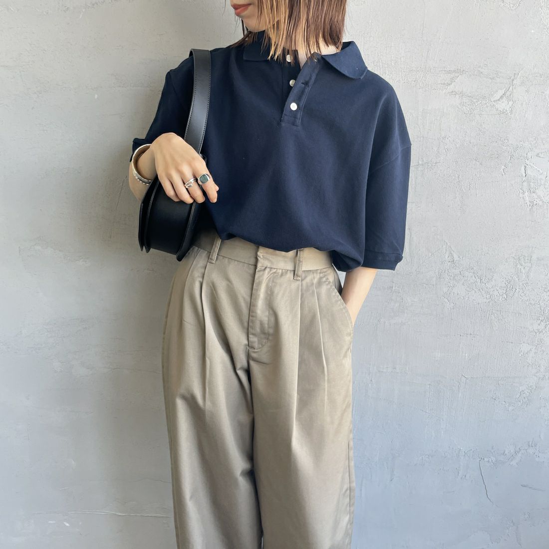 THE SHINZONE [ザ シンゾーン] ワイドポロシャツ [25MMSCU09] 85 NAVY &&モデル身長：158cm 着用サイズ：F0&&