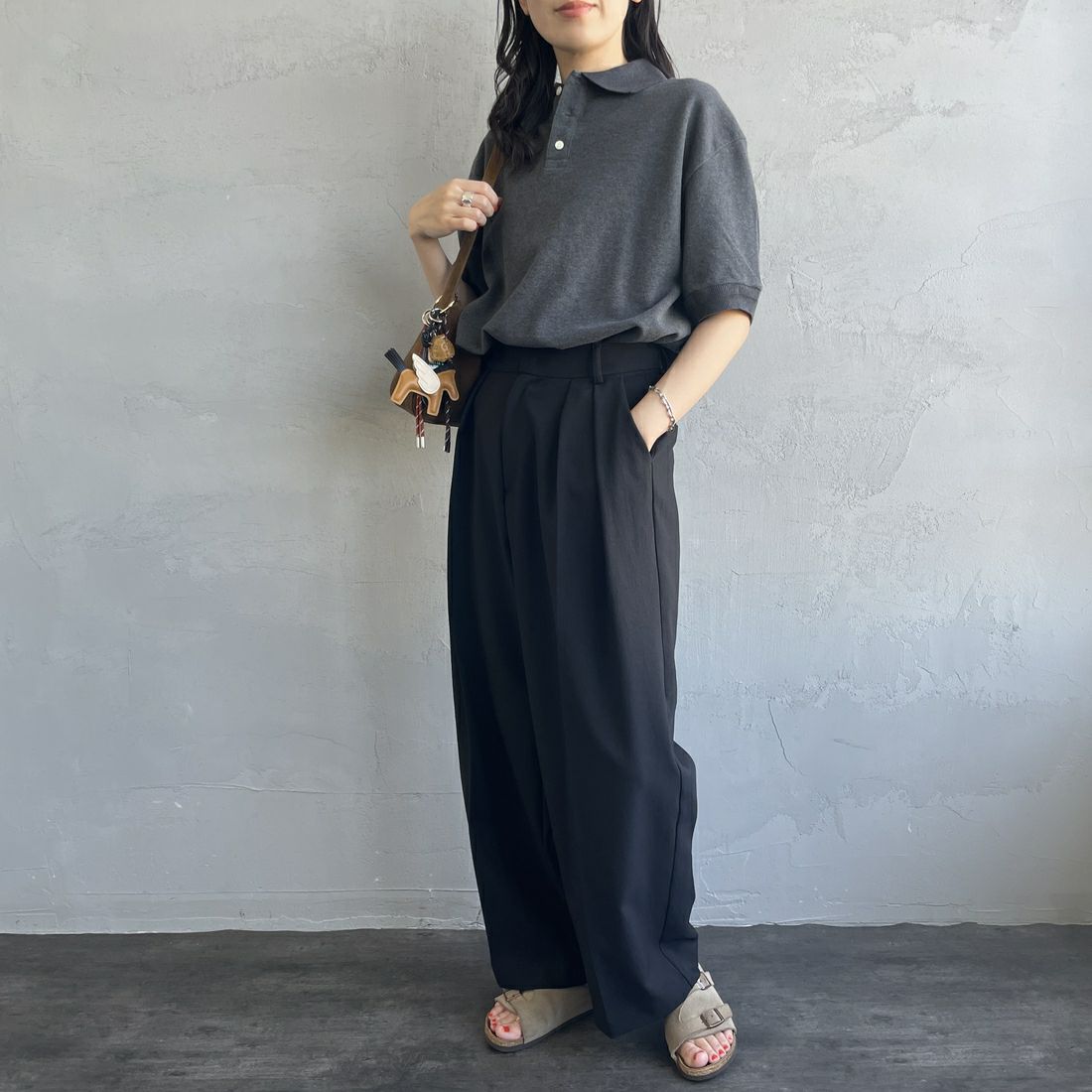 THE SHINZONE [ザ シンゾーン] ワイドポロシャツ [25MMSCU09] 05 C.GRAY &&モデル身長：160cm 着用サイズ：F0&&