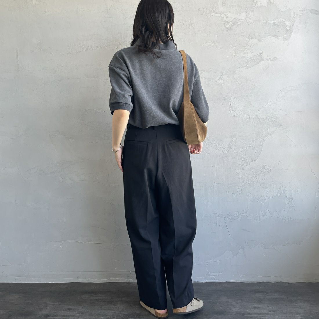 THE SHINZONE [ザ シンゾーン] ワイドポロシャツ [25MMSCU09] 05 C.GRAY &&モデル身長：160cm 着用サイズ：F0&&