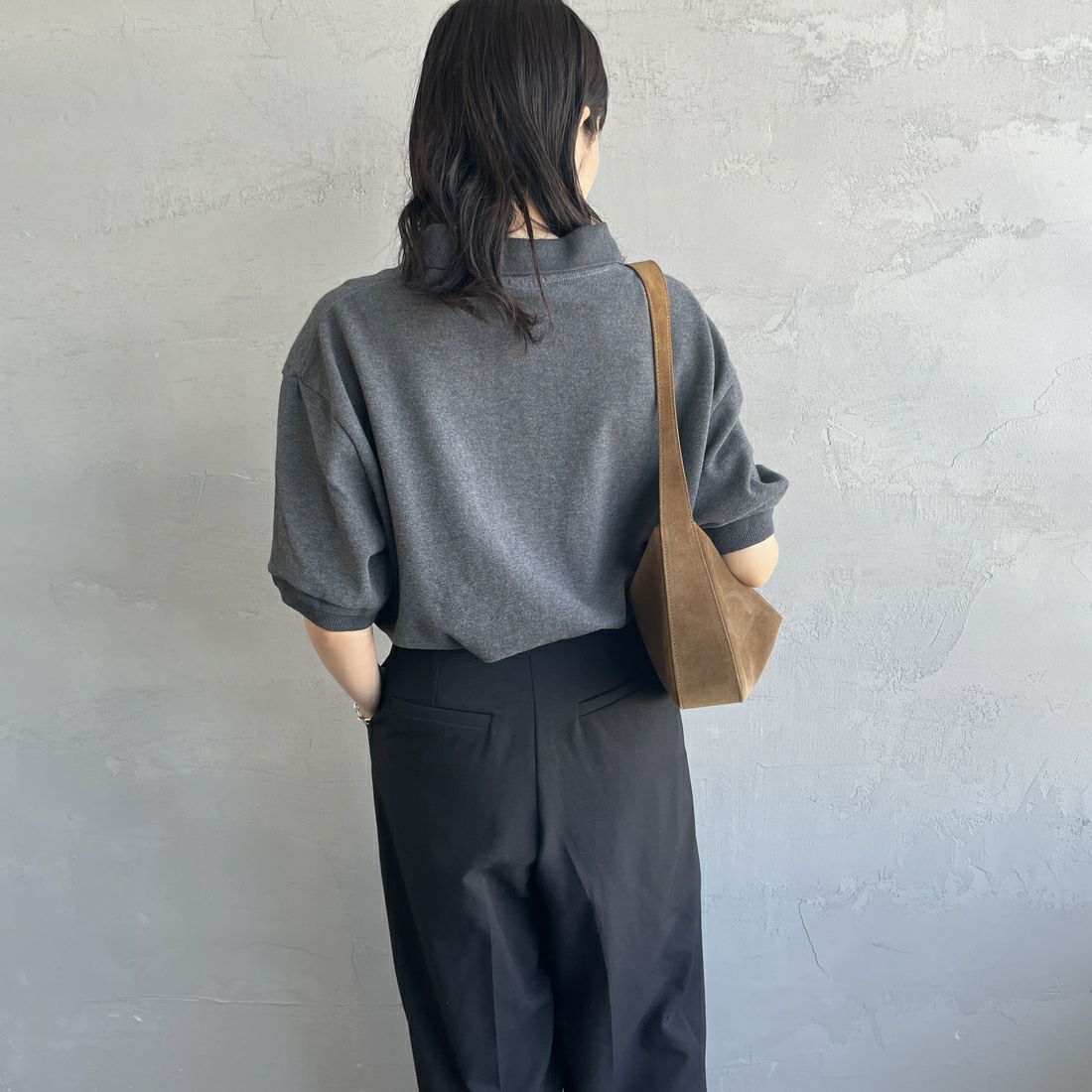 THE SHINZONE [ザ シンゾーン] ワイドポロシャツ [25MMSCU09] 05 C.GRAY &&モデル身長：160cm 着用サイズ：F0&&