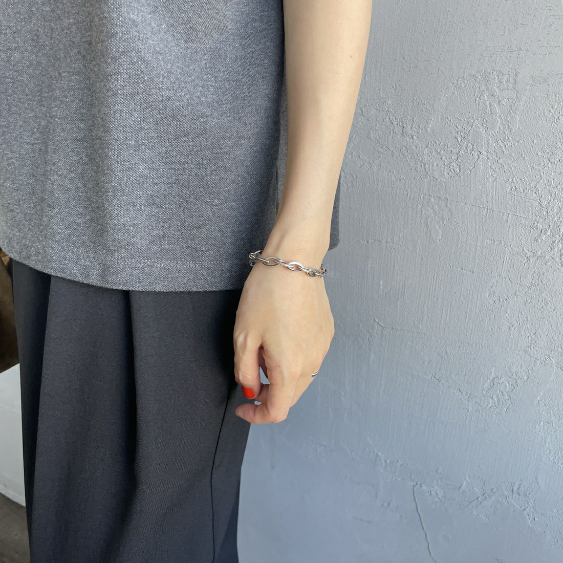 THE SHINZONE [ザ シンゾーン] ワイドポロシャツ [25MMSCU09] 05 C.GRAY &&モデル身長：160cm 着用サイズ：F0&&