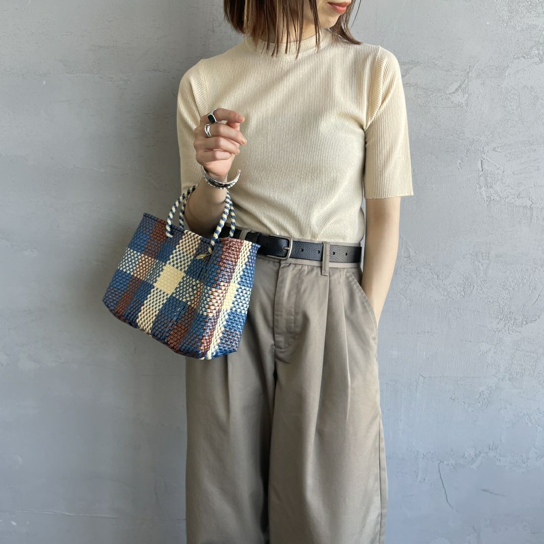 02 ECRU&&モデル身長：158cm 着用サイズ：F0&&