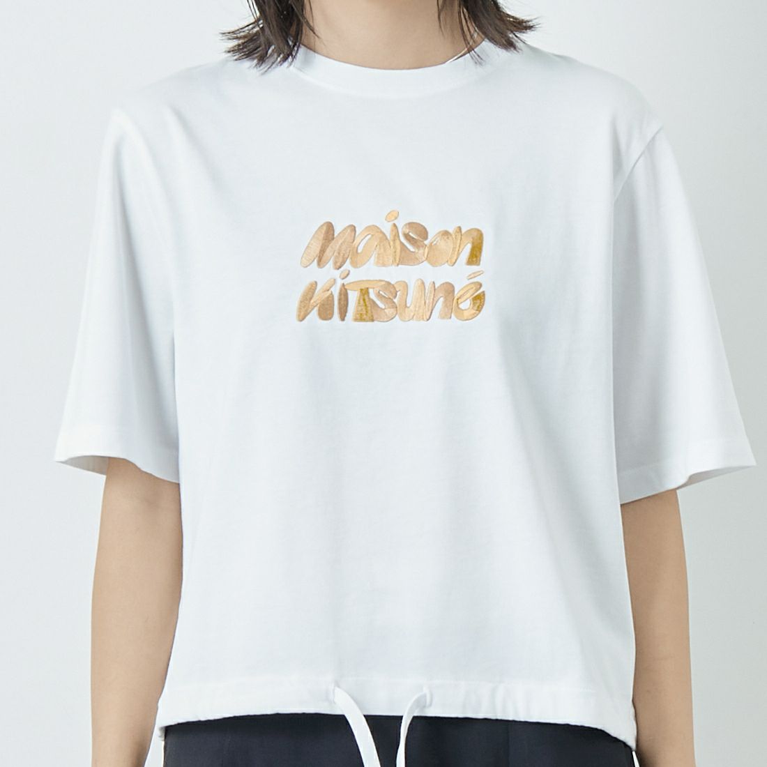 MAISON KITSUNE [メゾン キツネ] バブルロゴ ドローストリングコンフォートTシャツ [OW00120KJ0119] P100 WHITE &&モデル身長：167cm 着用サイズ：S&&
