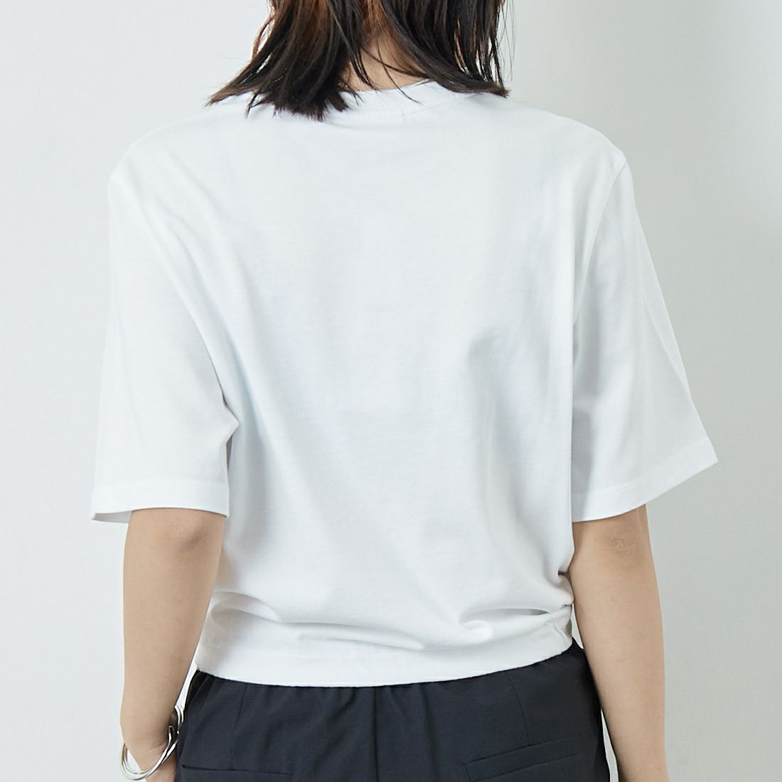 MAISON KITSUNE [メゾン キツネ] バブルロゴ ドローストリングコンフォートTシャツ [OW00120KJ0119] P100 WHITE &&モデル身長：167cm 着用サイズ：S&&