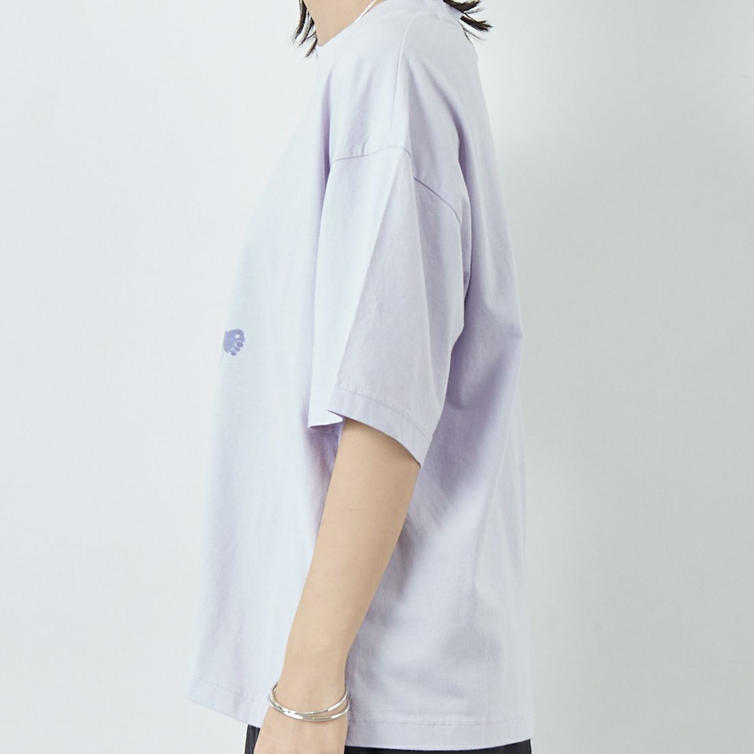 MAISON KITSUNE [メゾン キツネ] ヨガフォックス ボクシーTシャツ [OW00123KJ0008] 0173 SOFT &&モデル身長：167cm 着用サイズ：S&&