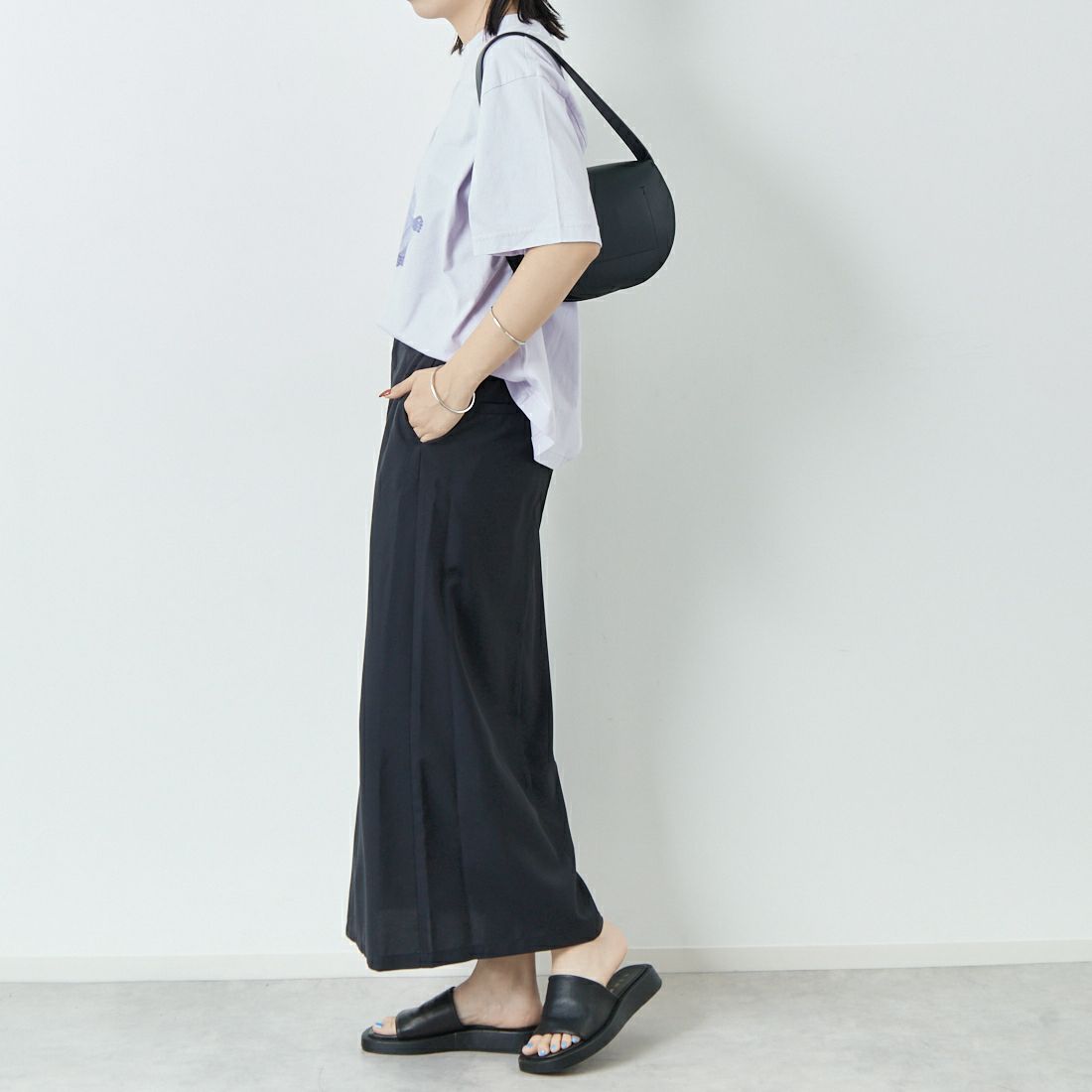 MAISON KITSUNE [メゾン キツネ] ヨガフォックス ボクシーTシャツ [OW00123KJ0008] 0173 SOFT &&モデル身長：167cm 着用サイズ：S&&