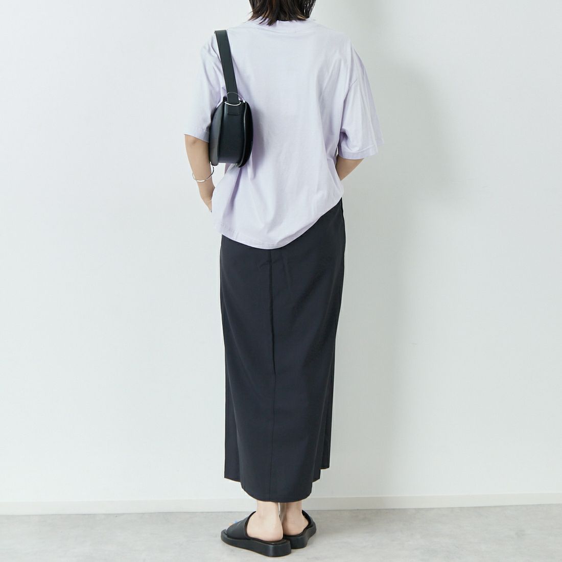 MAISON KITSUNE [メゾン キツネ] ヨガフォックス ボクシーTシャツ [OW00123KJ0008] 0173 SOFT &&モデル身長：167cm 着用サイズ：S&&