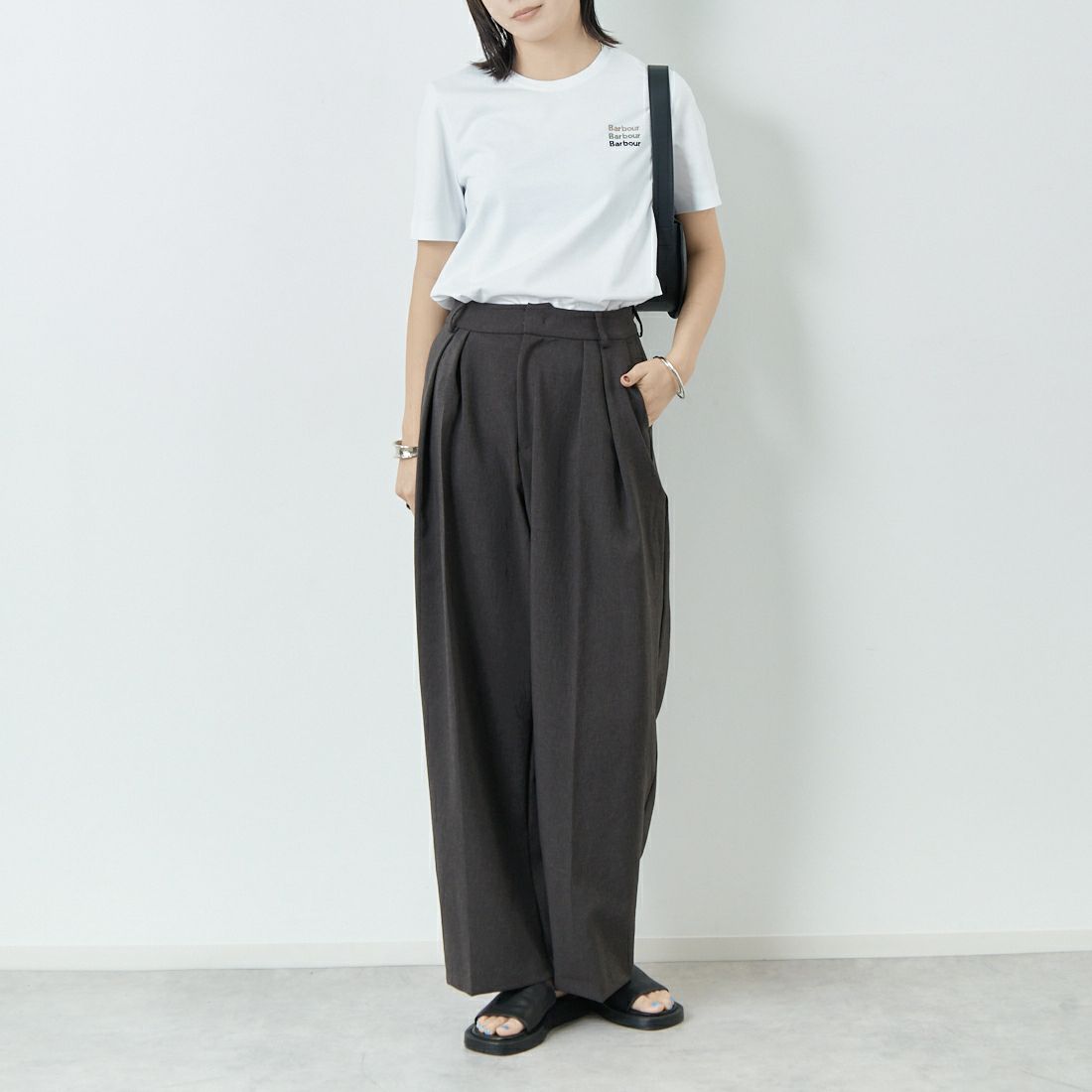 Barbour [バブアー] PENSHAW ワンポイントロゴTシャツ [LTS0676] WHITE &&モデル身長：167cm 着用サイズ：10&&