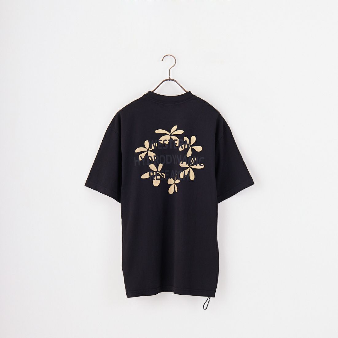 01 BLACK