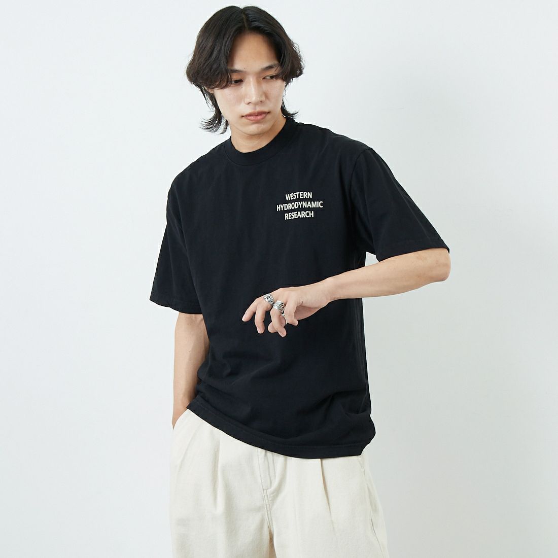 WHR [ダブルエイチアール] WORKER ショートスリーブTシャツ [MWHR25S8072-M] 01 BLACK &&モデル身長：179cm 着用サイズ：M&&