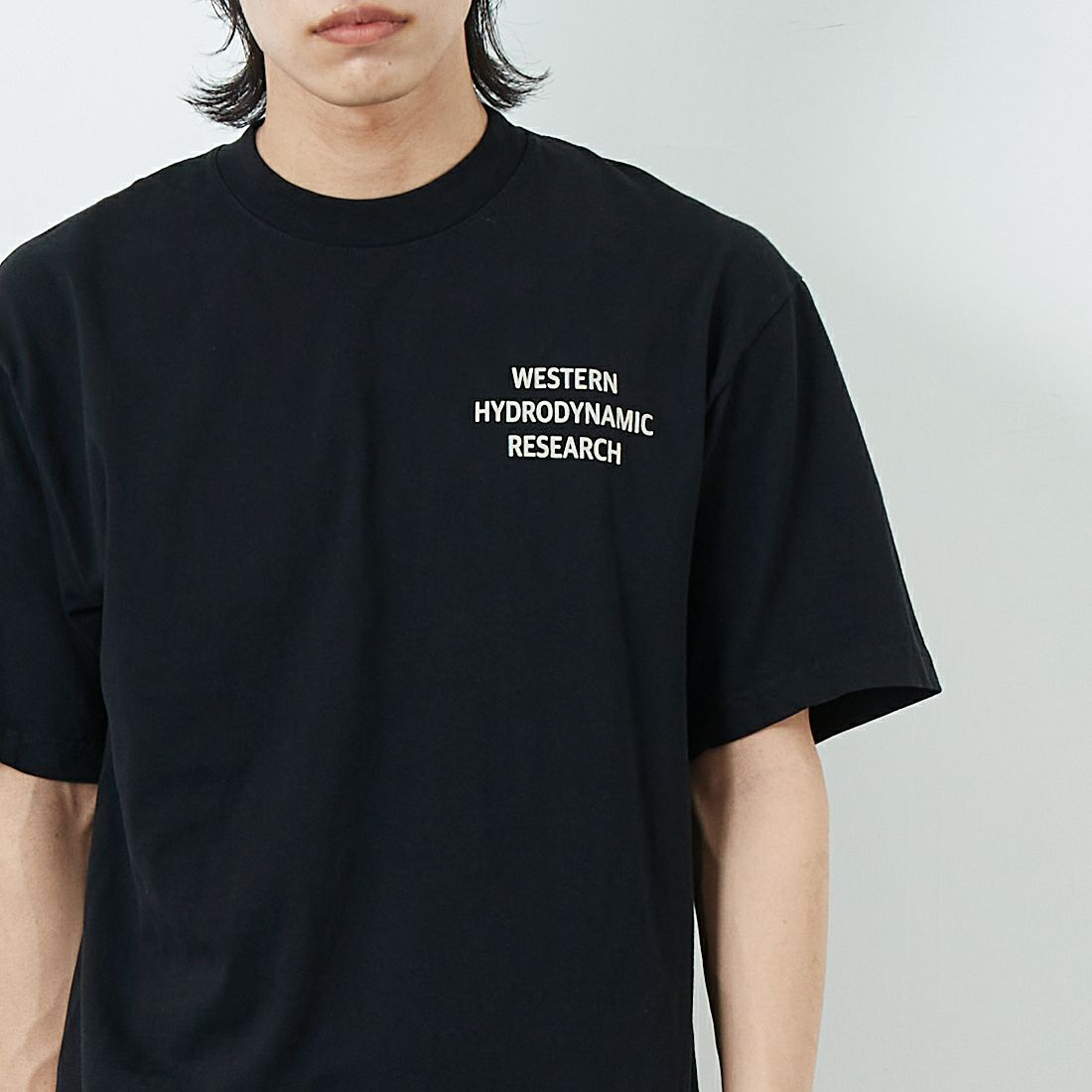 WHR [ダブルエイチアール] WORKER ショートスリーブTシャツ [MWHR25S8072-M] 01 BLACK &&モデル身長：179cm 着用サイズ：M&&