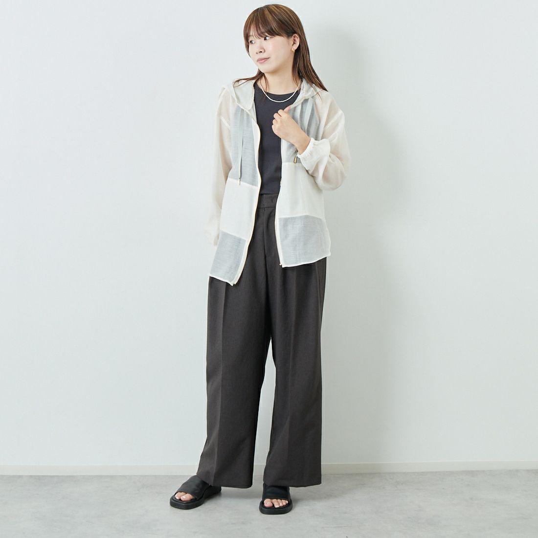 STELLA CIFFON [ステラシフォン] ファインスパン オーガンザブルゾン [ST2-25101] 03 IVORY &&モデル身長：167cm 着用サイズ：36&&