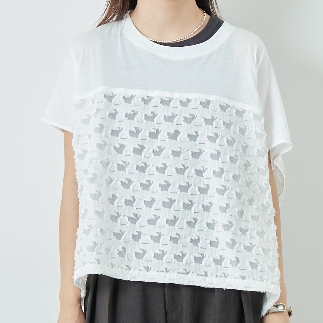 STELLA CIFFON [ステラシフォン] カットソー×カットジャガードコンビトップス [ST2-25504] 02 WHITE &&モデル身長：167cm 着用サイズ：36&&