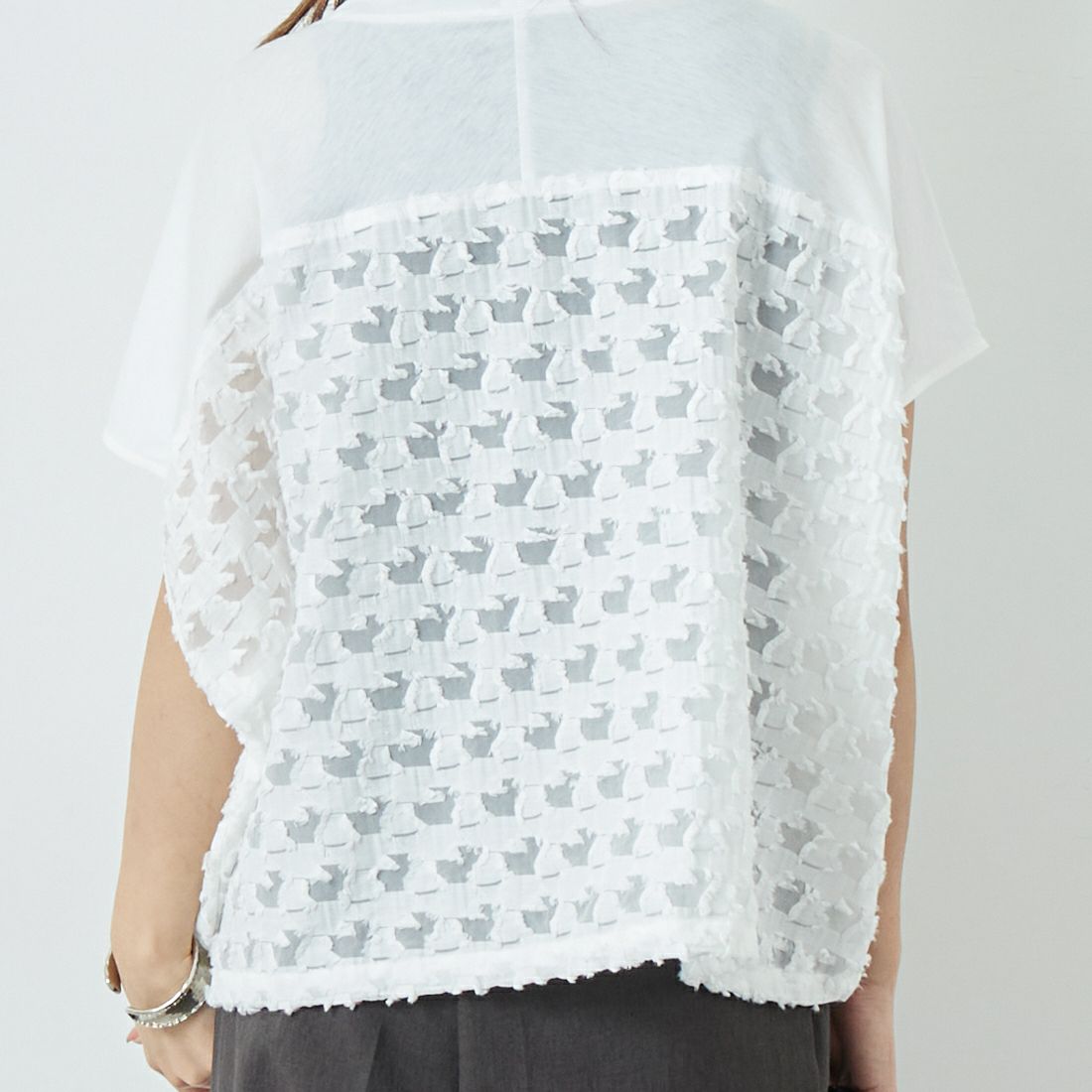 STELLA CIFFON [ステラシフォン] カットソー×カットジャガードコンビトップス [ST2-25504] 02 WHITE &&モデル身長：167cm 着用サイズ：36&&