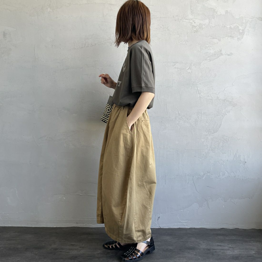 HARVESTY [ハーベスティ] チノサーカススカート [A22503] 34 KHAKI B &&モデル身長：158cm 着用サイズ：1&&