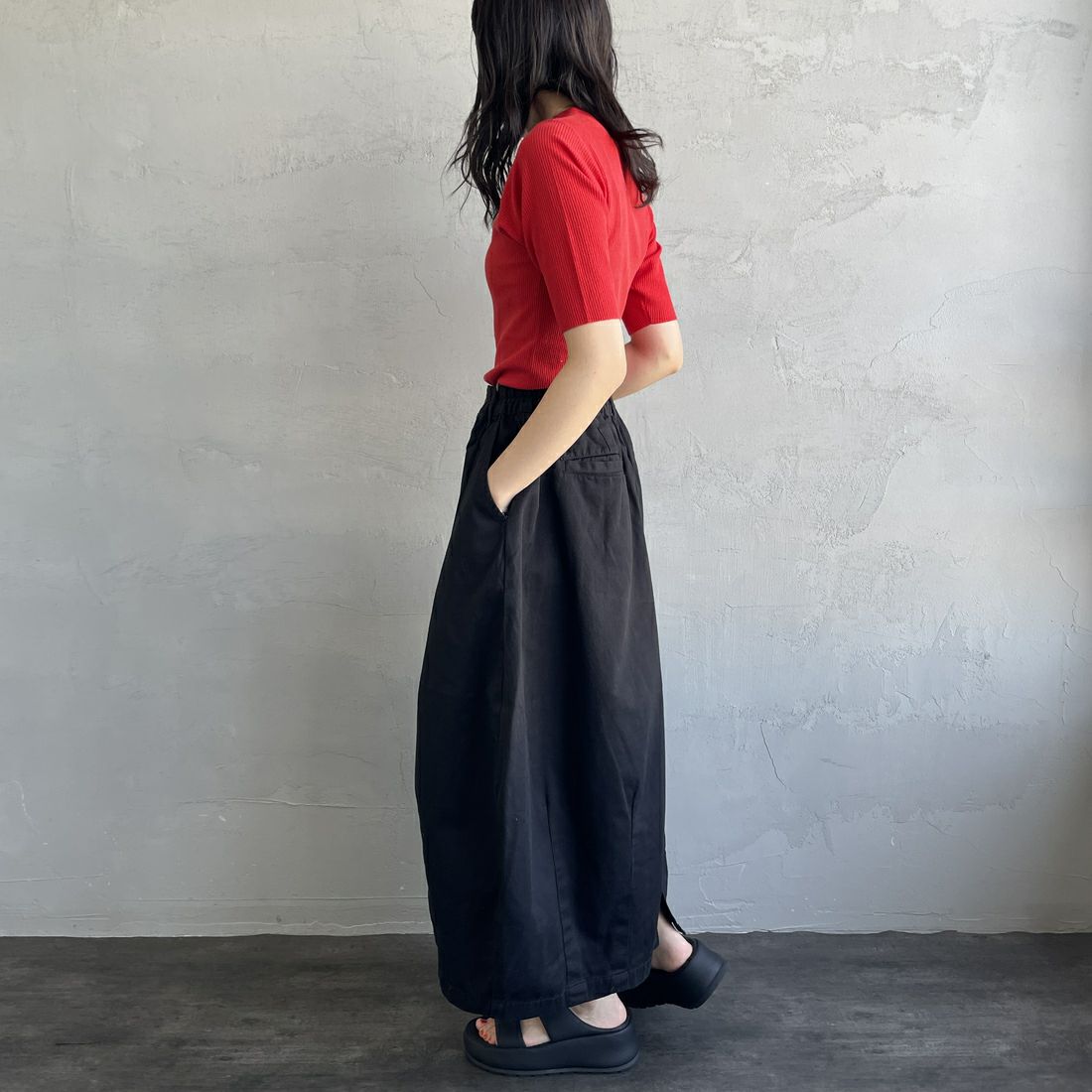 HARVESTY [ハーベスティ] チノサーカススカート [A22503] 19 BLACK &&モデル身長：160cm 着用サイズ：1&&