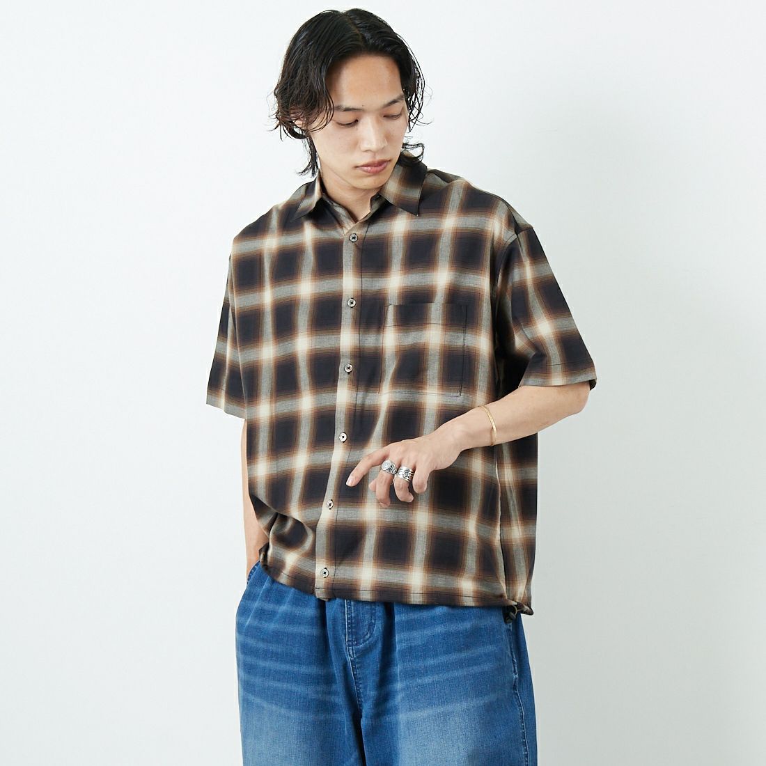 SLICK [スリック] オンブレチェックドローストリングシャツ [5220105] 500 BROWN &&モデル身長：179cm 着用サイズ：1&&