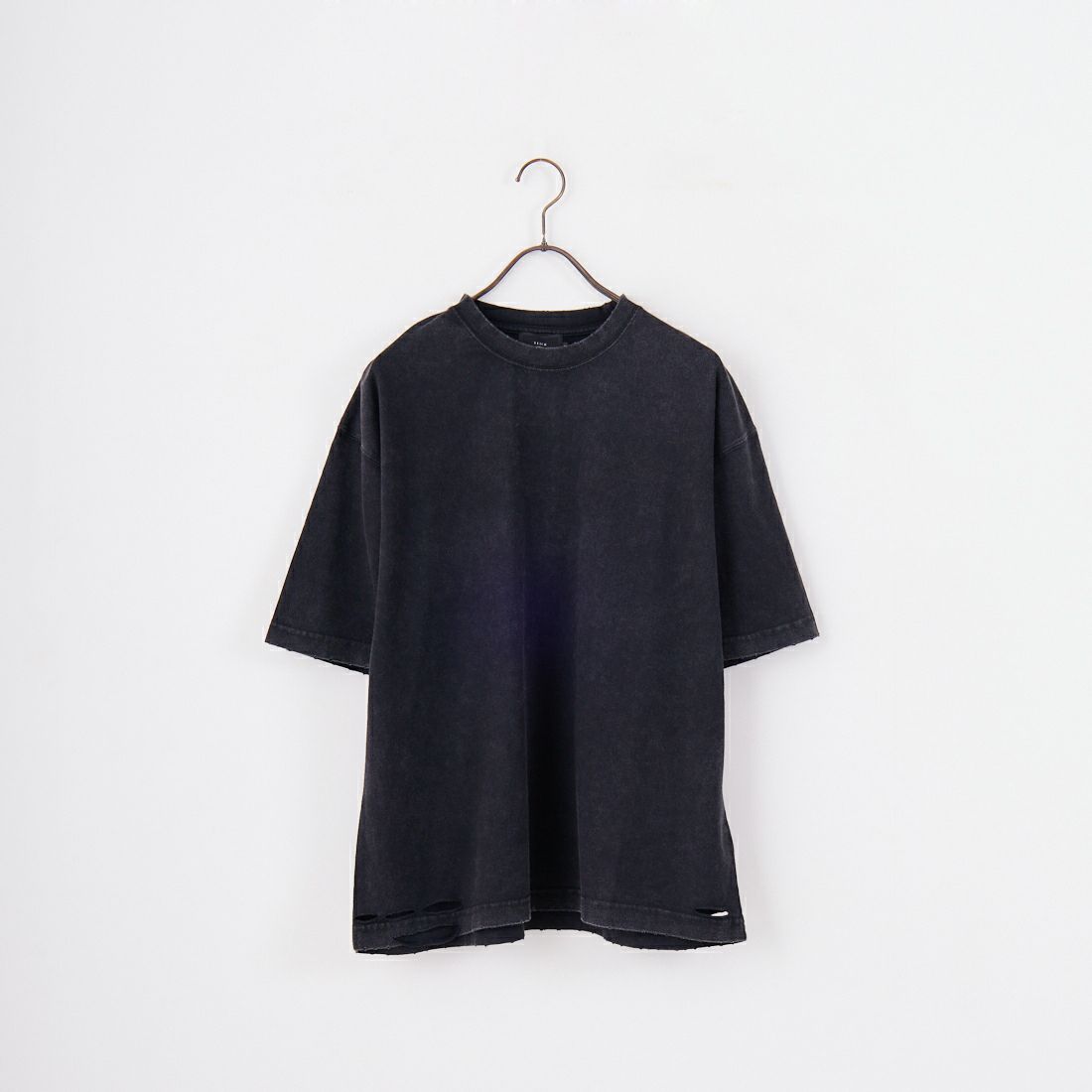 700 BLACK