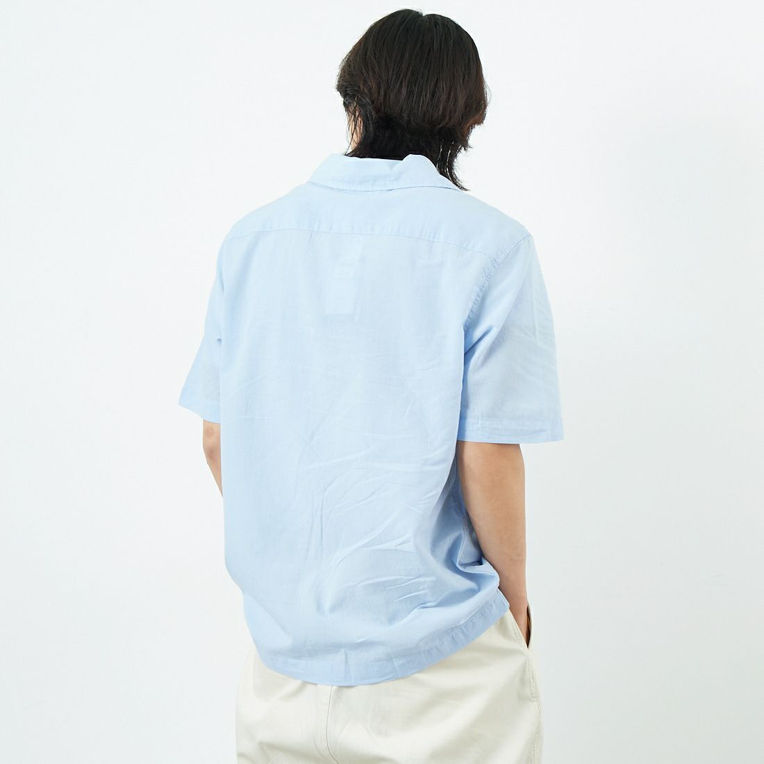 FRED PERRY [フレッドペリー] クレープコットン ショートスリーブオープンカラーシャツ [M7762] 353 L.SMOK &&モデル身長：179cm 着用サイズ：M&&