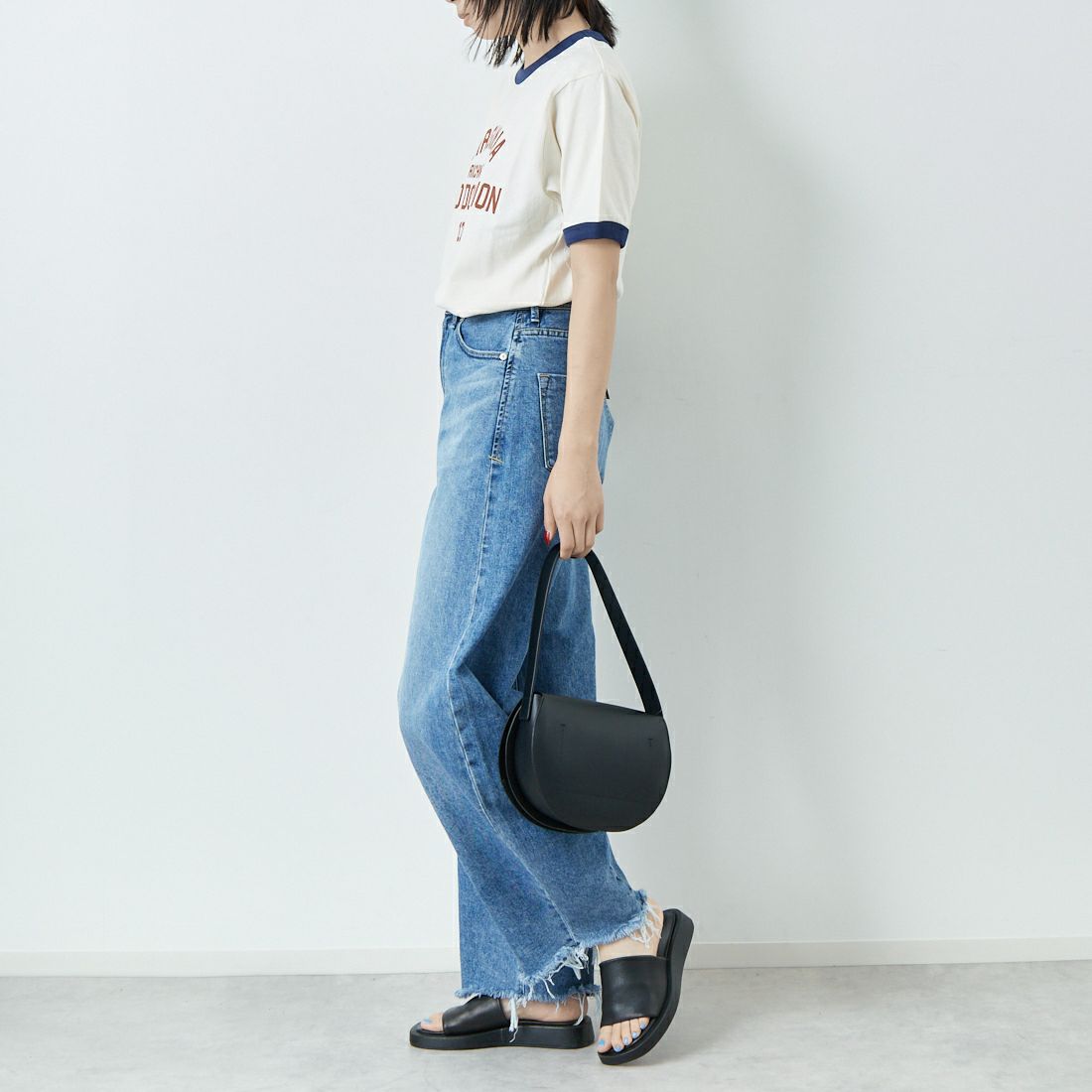 SCREEN STARS [スクリーンスターズ] 別注 プリントリンガーTシャツ [2522-205IN-JF] OFF WHITE &&モデル身長：167cm 着用サイズ：F&&