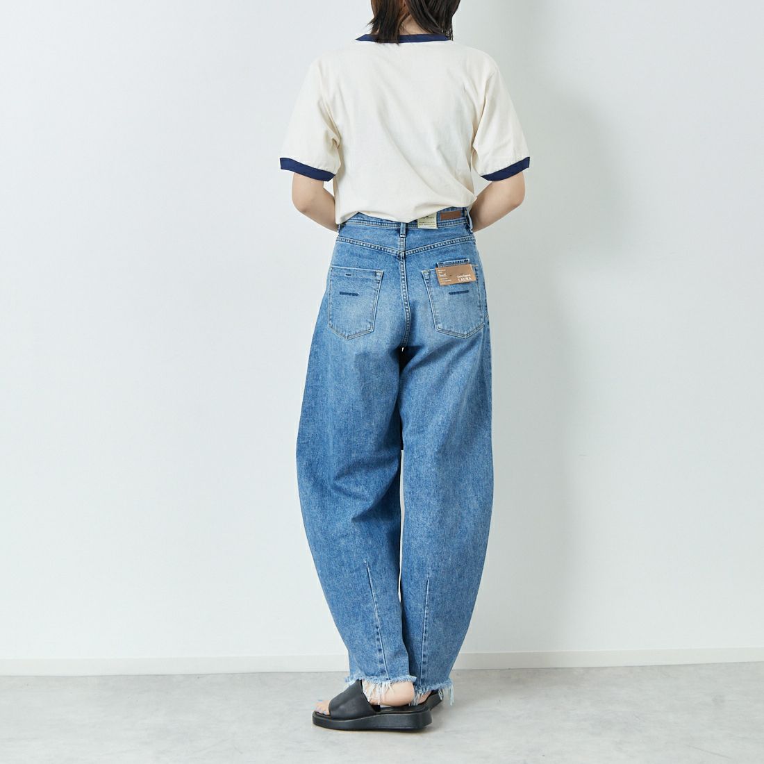 SCREEN STARS [スクリーンスターズ] 別注 プリントリンガーTシャツ [2522-205IN-JF] OFF WHITE &&モデル身長：167cm 着用サイズ：F&&