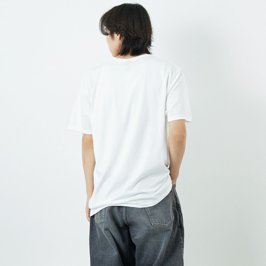 THRIFTY LOOK [スリフティールック] oasis ショートスリーブTシャツ [TL24S093-W1] WHITE1 &&モデル身長：179cm 着用サイズ：L&&