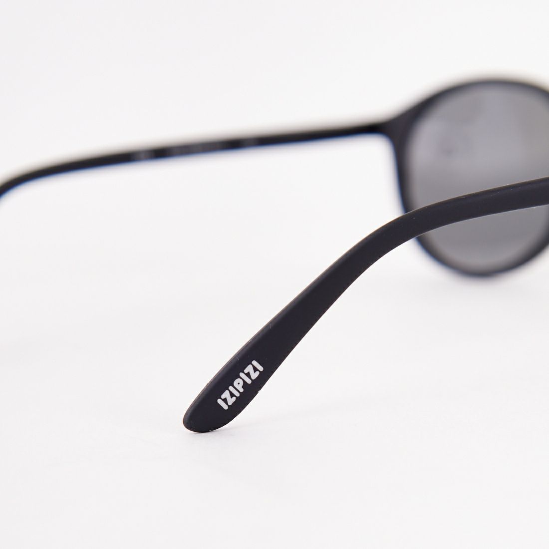 IZIPIZI [イジピジ] #D SUN LCサングラス [SUN-LC-D-BK-GY] BLACK