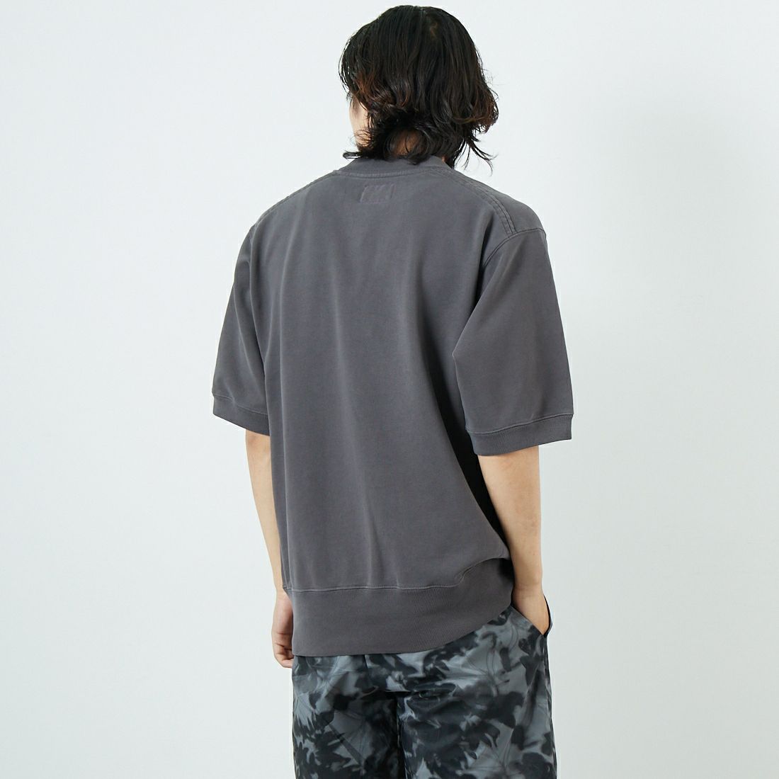 THE NORTH FACE PURPLE LABEL [ザ ノースフェイス パープルレーベル] 11オンスフィールドショートスリーブスウェット [N25SH042] AH AHGRAY &&モデル身長：179cm 着用サイズ：M&&