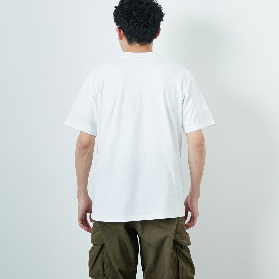 FRUIT OF THE LOOM [フルーツ オブ ザ ルーム] × 中津川吾郎(MIN-NANO) 別注2パックTシャツ [81256900-JF] WHT/WHT &&モデル身長：168cm 着用サイズ：M&&