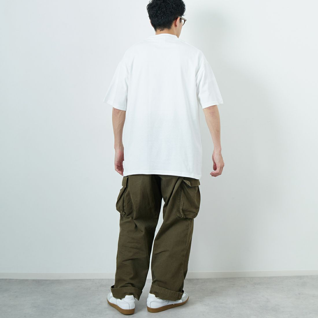 FRUIT OF THE LOOM [フルーツ オブ ザ ルーム] × 中津川吾郎(MIN-NANO) 別注2パックTシャツ [81256900-JF] WHT/WHT &&モデル身長：168cm 着用サイズ：L&&