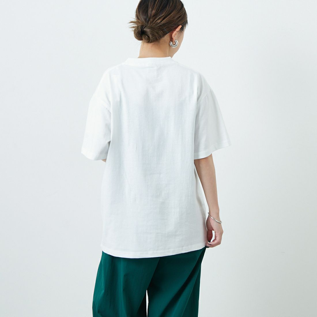 FRUIT OF THE LOOM [フルーツ オブ ザ ルーム] × 中津川吾郎(MIN-NANO) 別注2パックTシャツ [81256900-JF] WHT/WHT &&モデル身長：150cm 着用サイズ：S&&