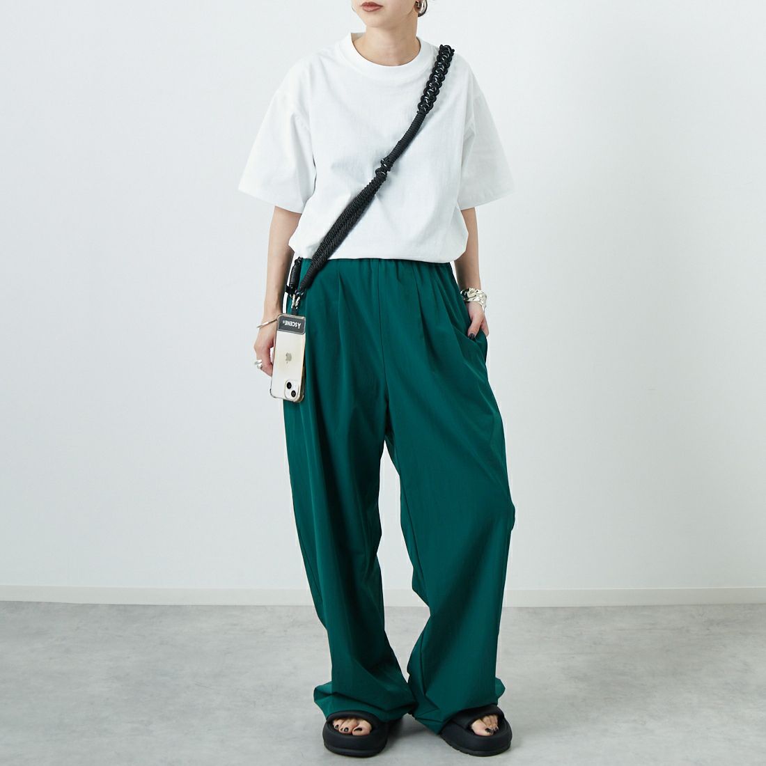 FRUIT OF THE LOOM [フルーツ オブ ザ ルーム] × 中津川吾郎(MIN-NANO) 別注2パックTシャツ [81256900-JF] WHT/WHT &&モデル身長：150cm 着用サイズ：S&&