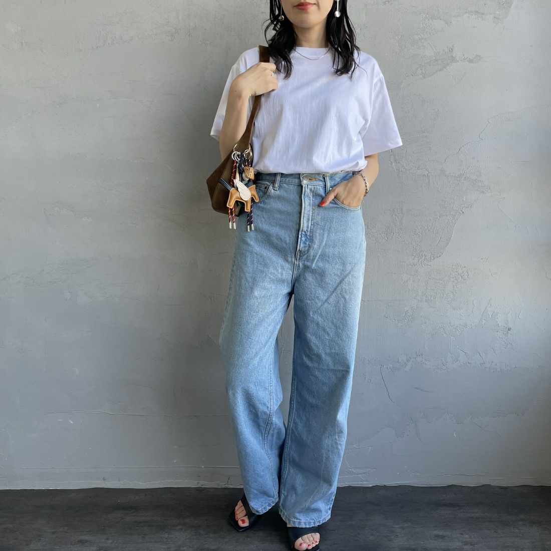 FRUIT OF THE LOOM [フルーツ オブ ザ ルーム] × 中津川吾郎(MIN-NANO) 別注2パックTシャツ [81256900-JF] WHT/WHT &&モデル身長：160cm 着用サイズ：S&&