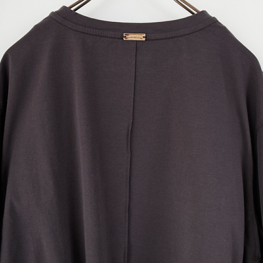 ンドディール] VEGAN ATHLETIC フリルスリーブTシャツ [0125209111] SUMIKURO