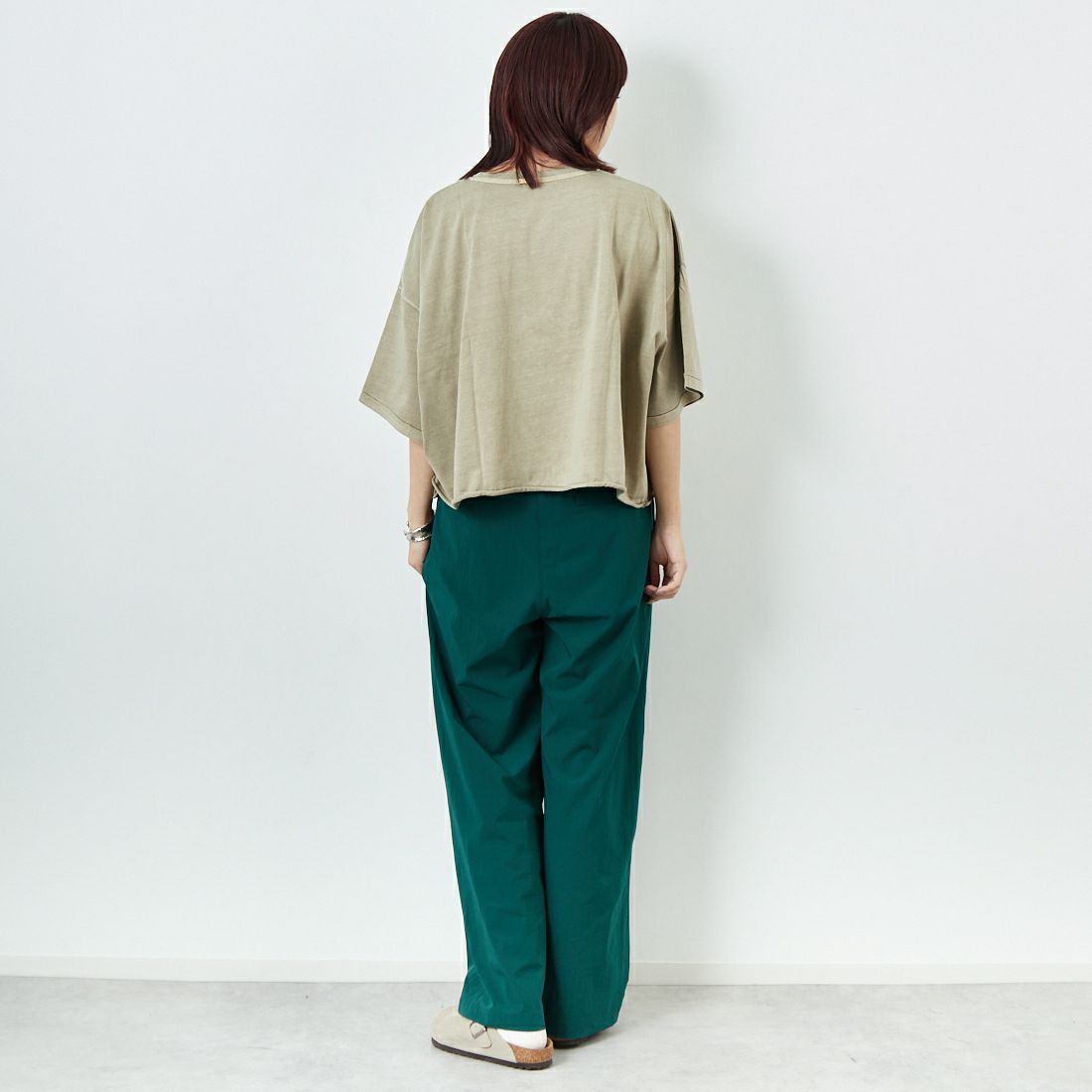 MICA&DEAL [マイカアンドディール] PETITE プリントTシャツ [0125209145] BEIGE &&モデル身長：167cm 着用サイズ：F&&