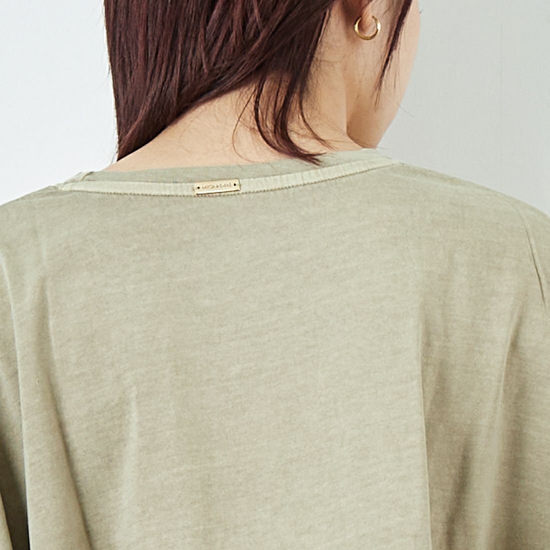 MICA&DEAL [マイカアンドディール] PETITE プリントTシャツ [0125209145] BEIGE &&モデル身長：167cm 着用サイズ：F&&