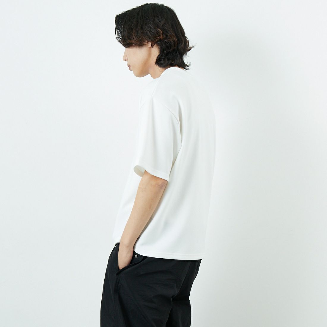 33Degrees [サーティースリーディグリーズ] 梨地刺繍Tシャツ [25140JF] C WHTﾄﾗ &&モデル身長：179cm 着用サイズ：M&&
