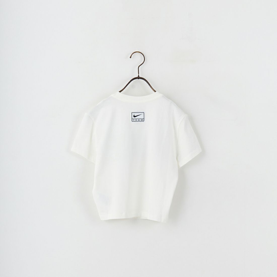 NIKE [ナイキ] ウィメンズ スリムクロップドTシャツ [HQ1710] 133 SAIL