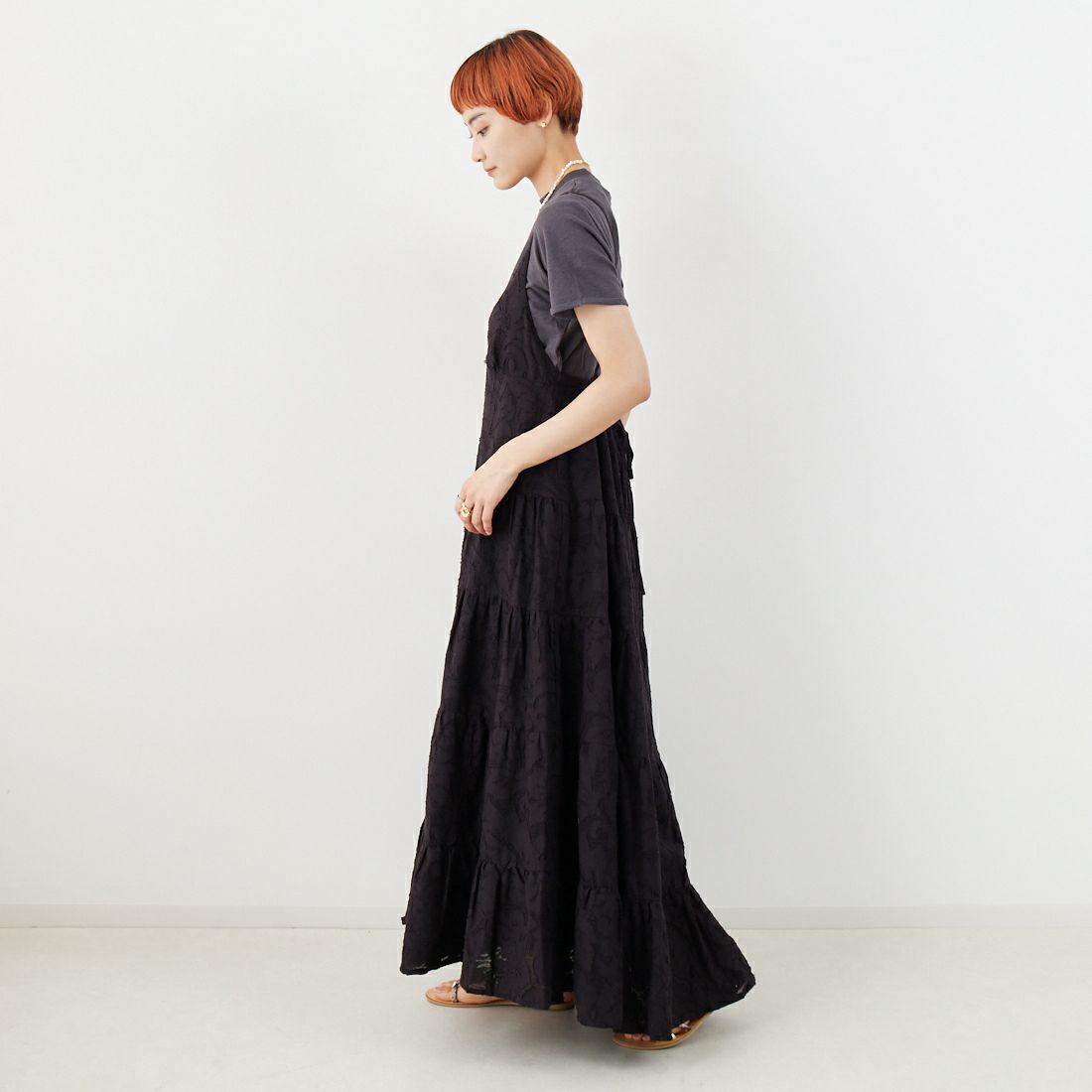 Jeans Factory Clothes [ジーンズファクトリークローズ] カットジャガード ティアードワンピース [24951-PF] BLACK &&モデル身長：160cm 着用サイズ：F&&