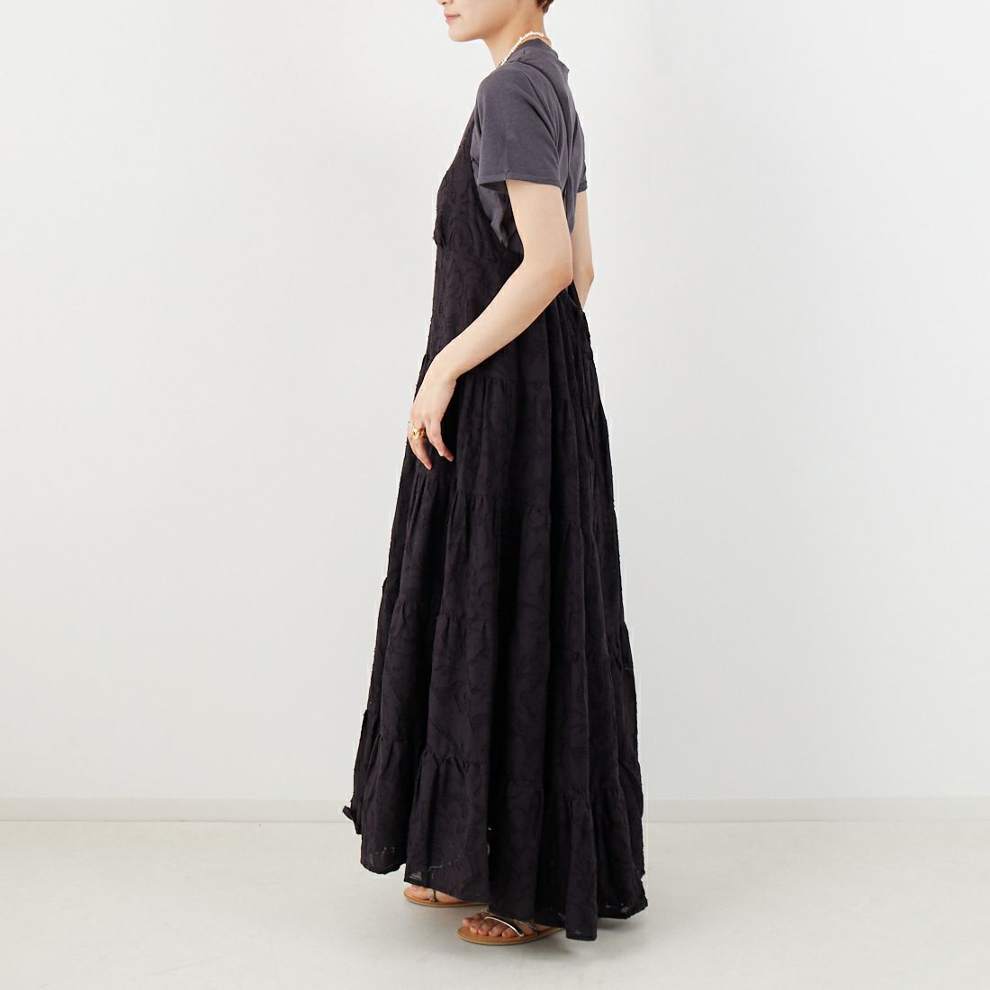 Jeans Factory Clothes [ジーンズファクトリークローズ] カットジャガード ティアードワンピース [24951-PF] BLACK &&モデル身長：160cm 着用サイズ：F&&