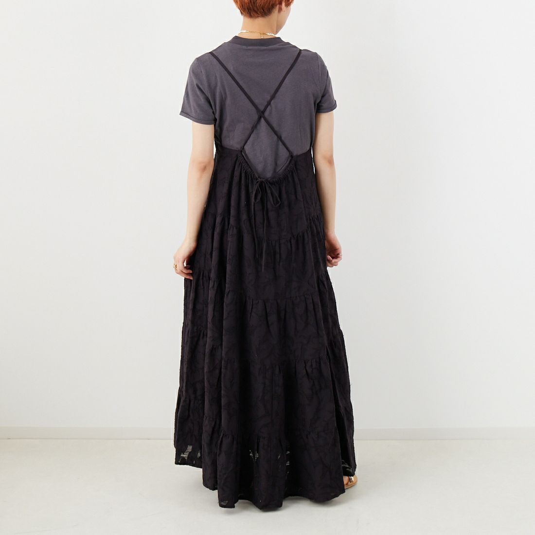 Jeans Factory Clothes [ジーンズファクトリークローズ] カットジャガード ティアードワンピース [24951-PF] BLACK &&モデル身長：160cm 着用サイズ：F&&